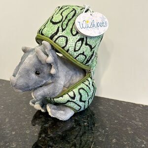 Triceratop Dinosaur in Egg which zips out. Wishpets. Size 8”